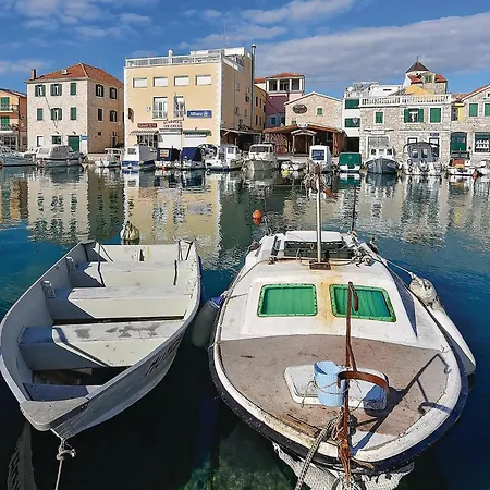 Apartman In With Wifi Vodice