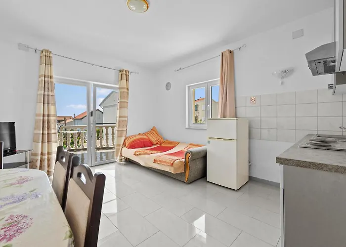 In With Wifi Apartman